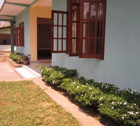 Hotel Gayan'S Udawalawe Kültér fotó