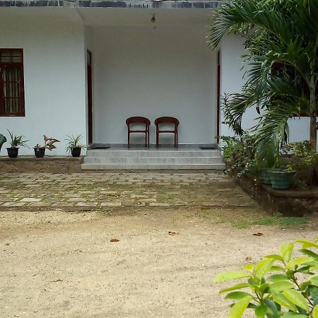 Hotel Gayan'S Udawalawe Kültér fotó